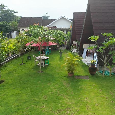 Masbagik D' Carasti Bungalow מראה חיצוני תמונה