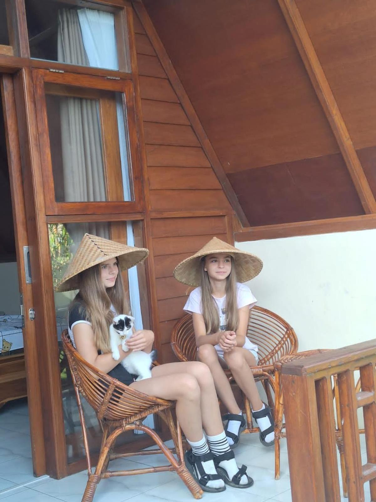 Masbagik D' Carasti Bungalow מראה חיצוני תמונה